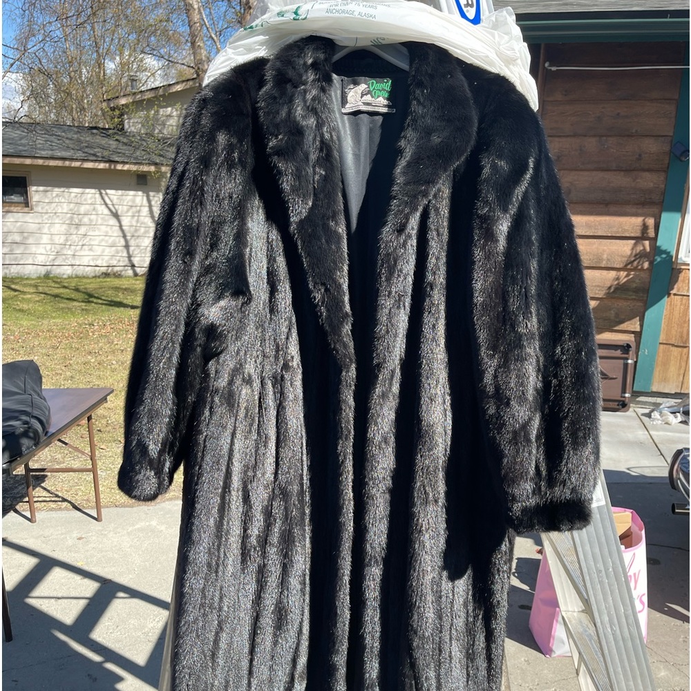 Women’s Alaska Black Mink Fur Coat For Sale